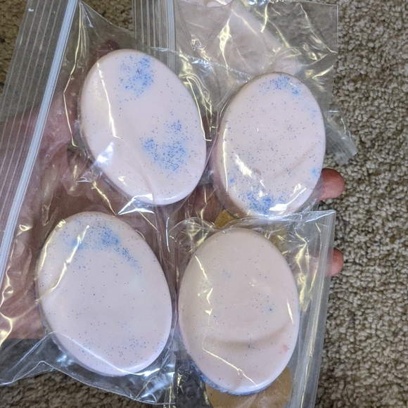 Seven beautiful bars glitter cocoa butter soap - Picture 5 of 8